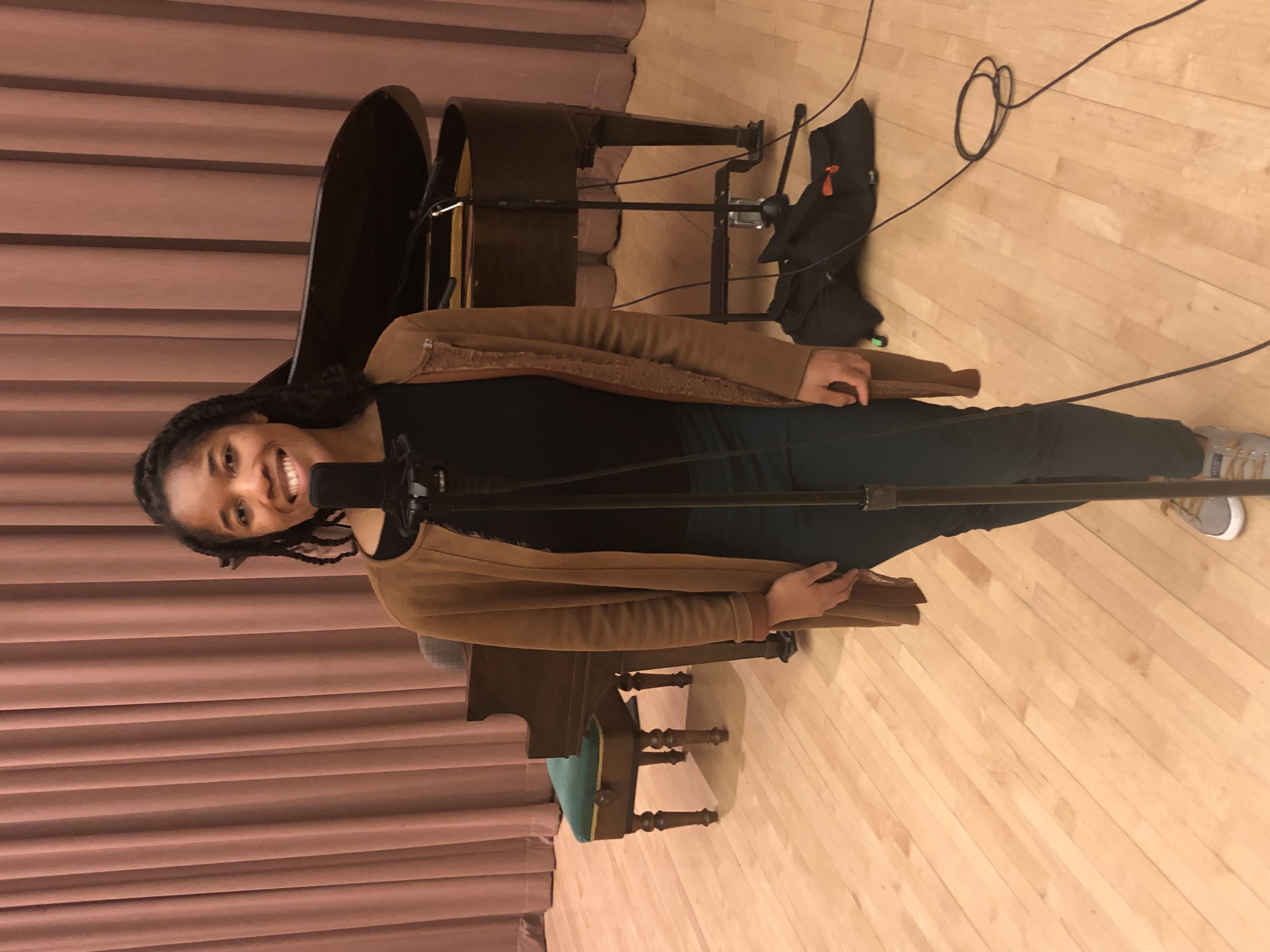 Shenika Ofor — performance photograph